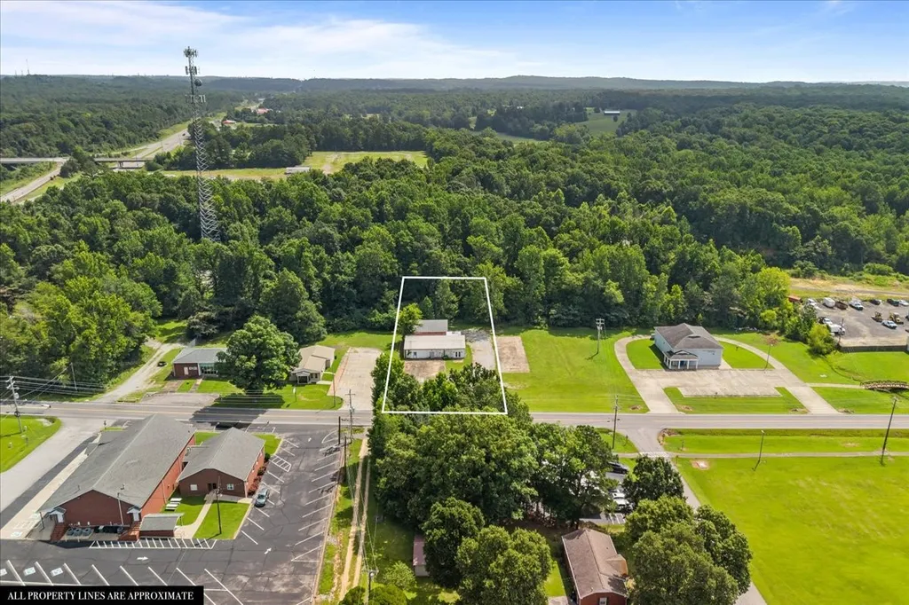 223 Long Street New Johnsonville TN 37134
