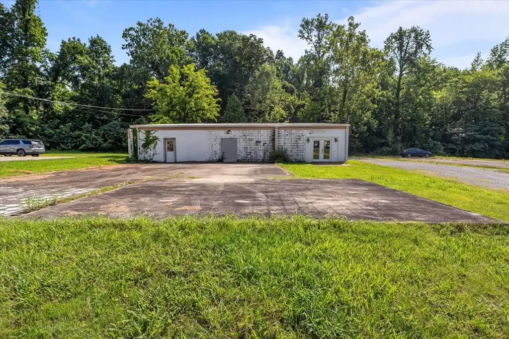 223 Long Street New Johnsonville TN 37134