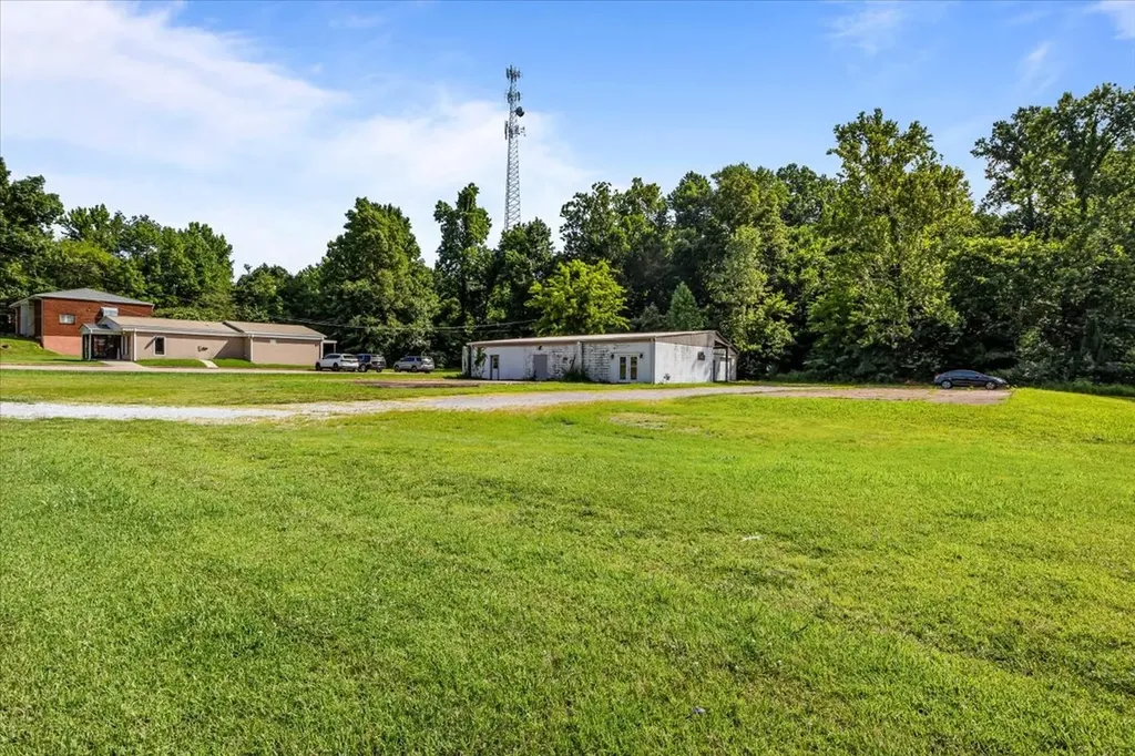 223 Long Street New Johnsonville TN 37134