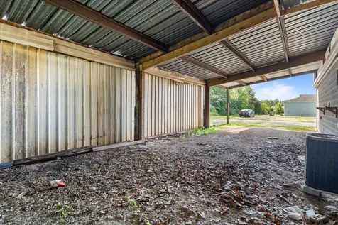 223 Long Street New Johnsonville TN 37134