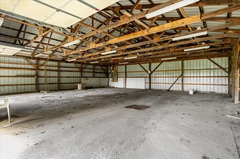 223 Long Street New Johnsonville TN 37134