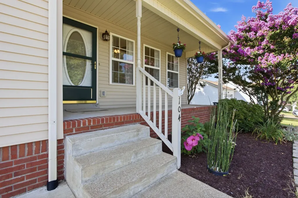 104 Creekview Drive Columbia TN 38401