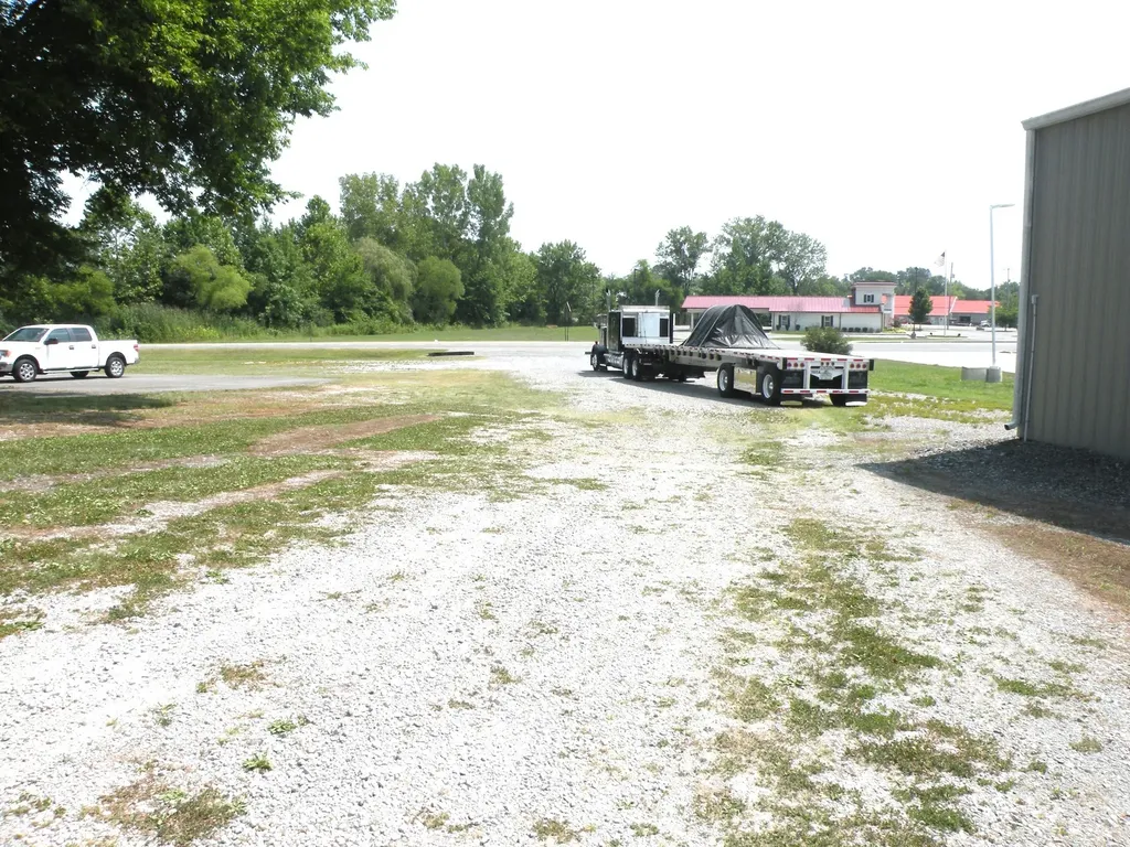1001 Swamp Road Portland TN 37148