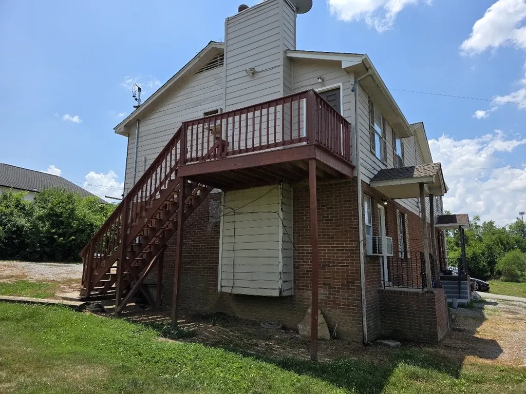1317 Pierce Road B Madison TN 37115