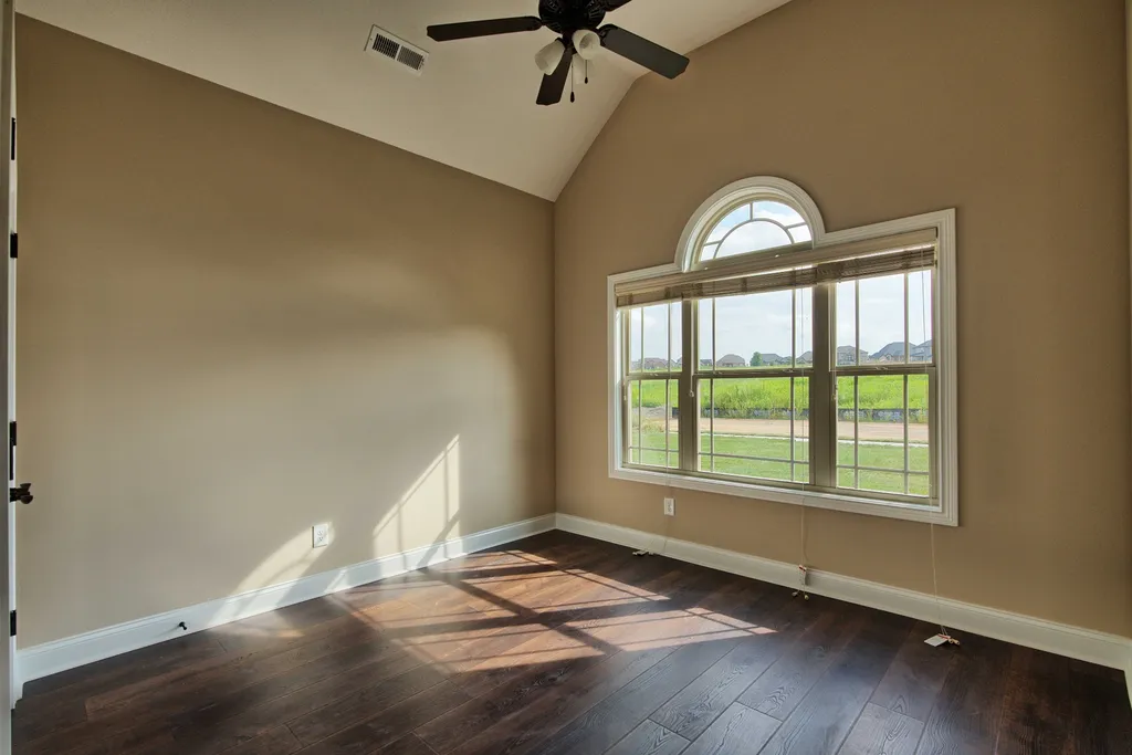 2641 Remington Trace Clarksville TN 37043