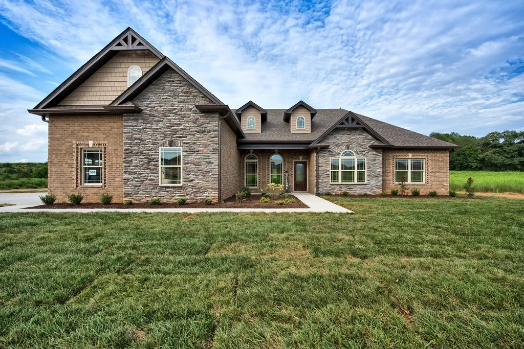 2641 Remington Trace Clarksville TN 37043