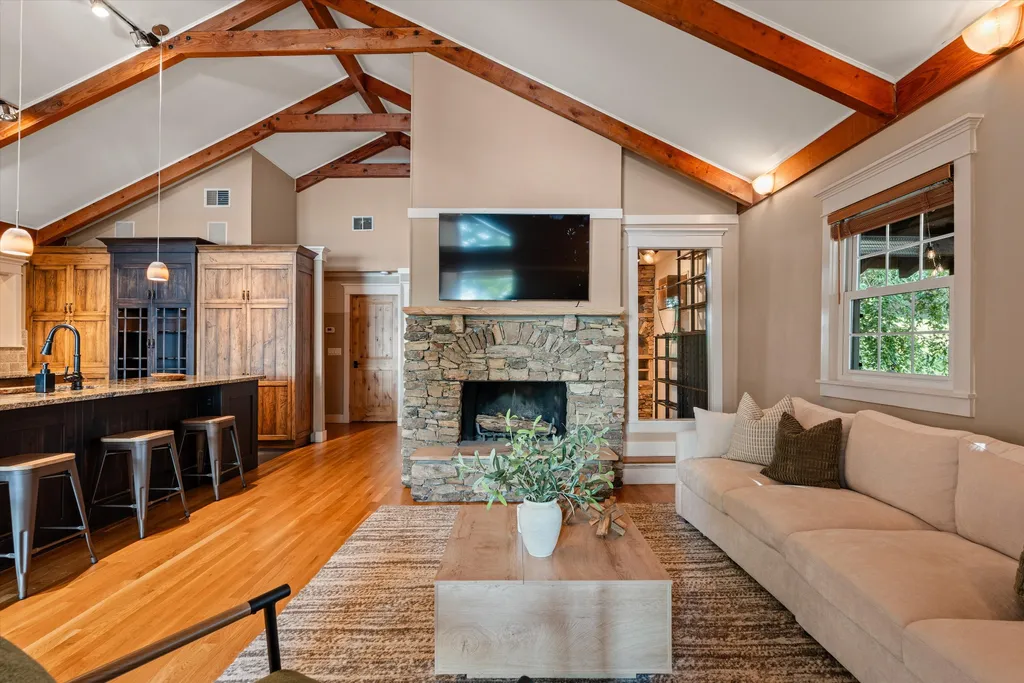 639 Rebel Road Old Hickory TN 37138