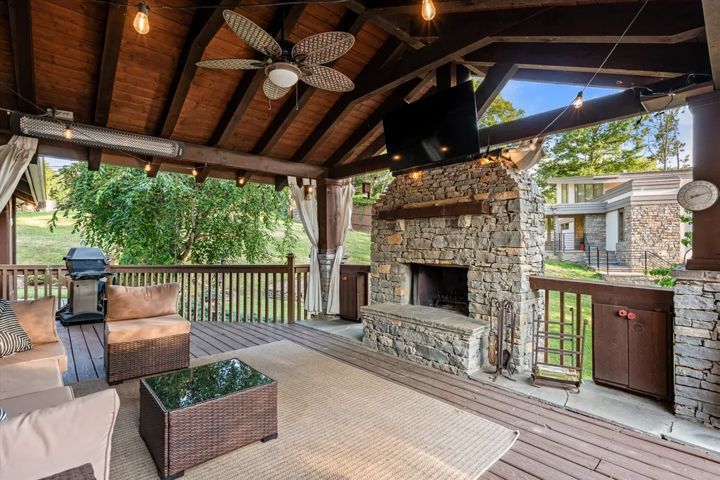 639 Rebel Road Old Hickory TN 37138