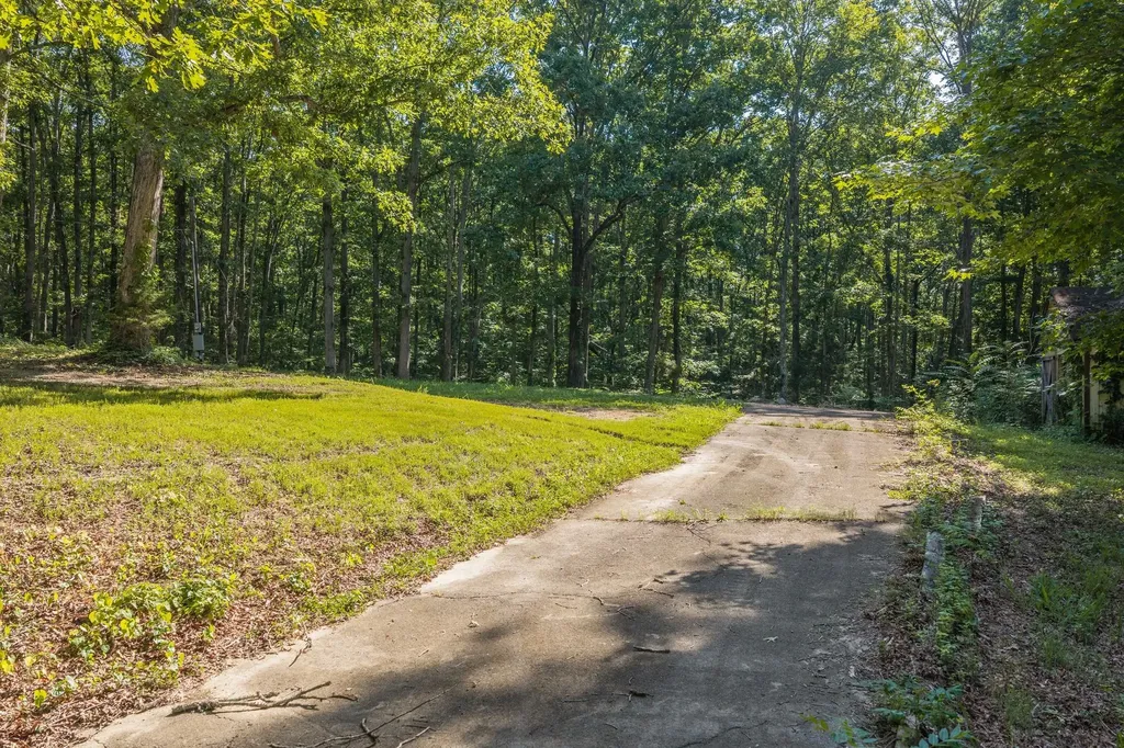 175 Taylor Road Dickson TN 37055