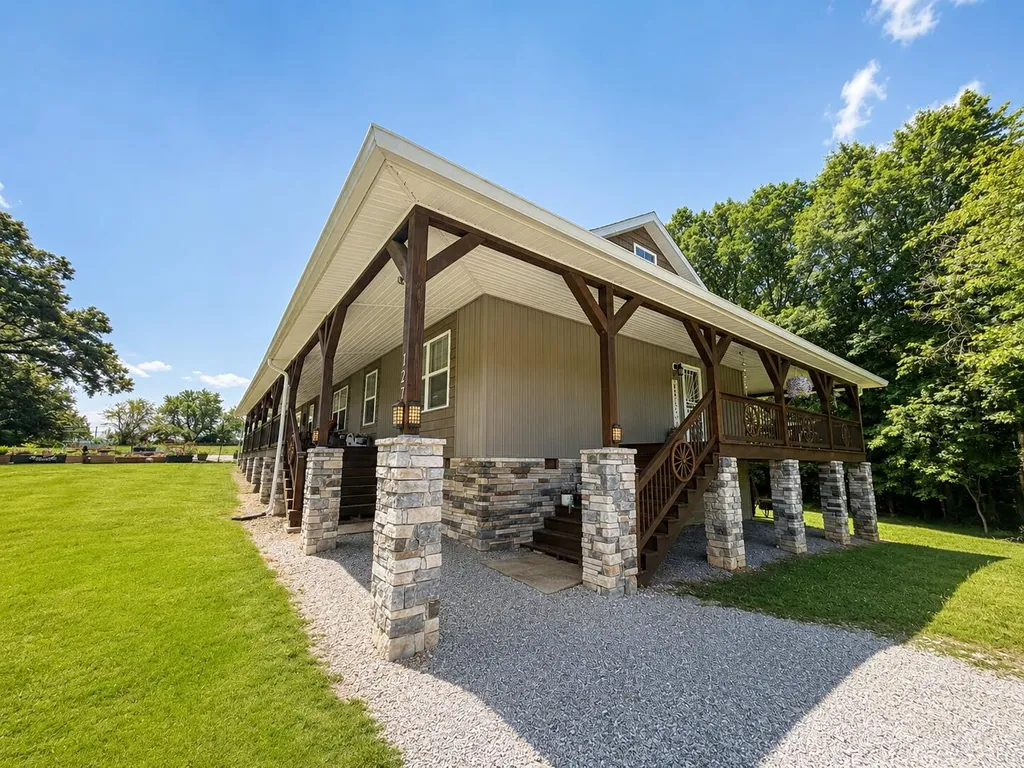 127 Burrville Road Sunbright TN 37872