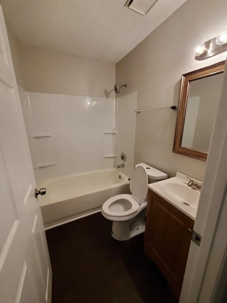 1421 Florence Madison TN 37115
