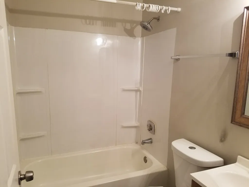 1421 Florence Madison TN 37115