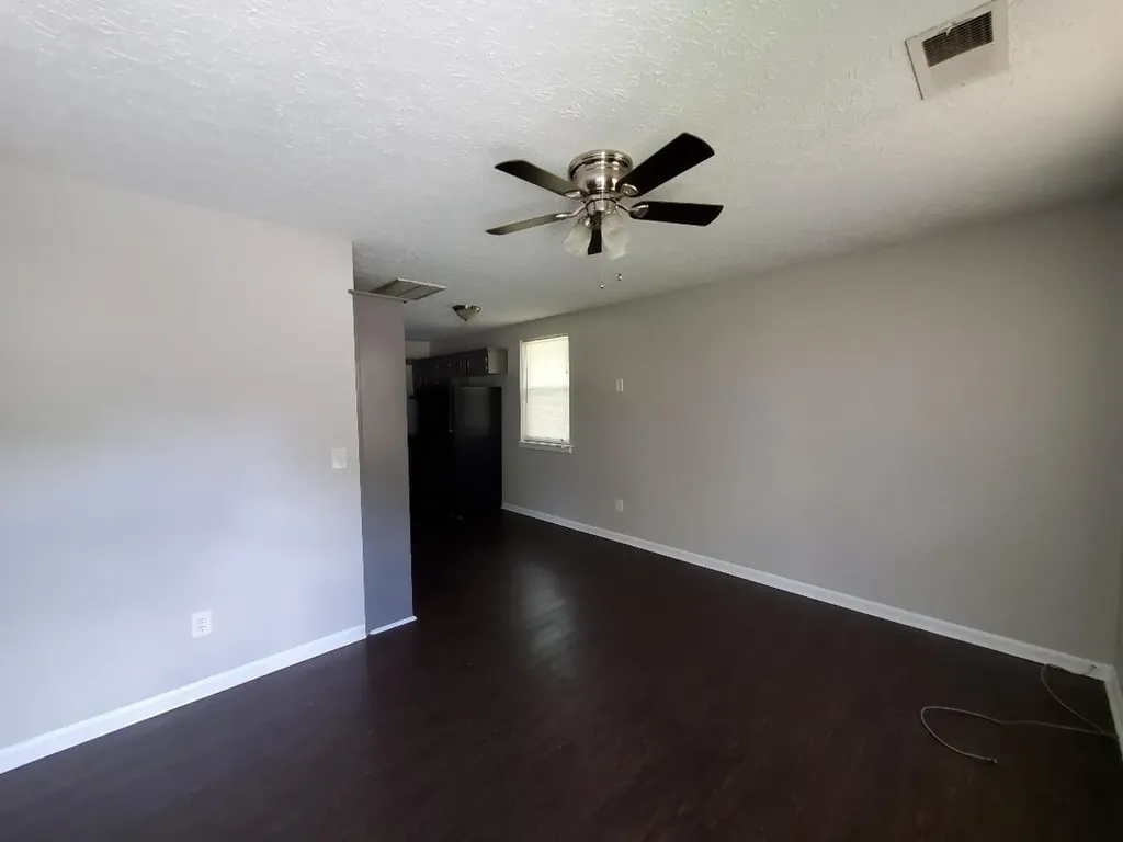 1421 Florence Madison TN 37115
