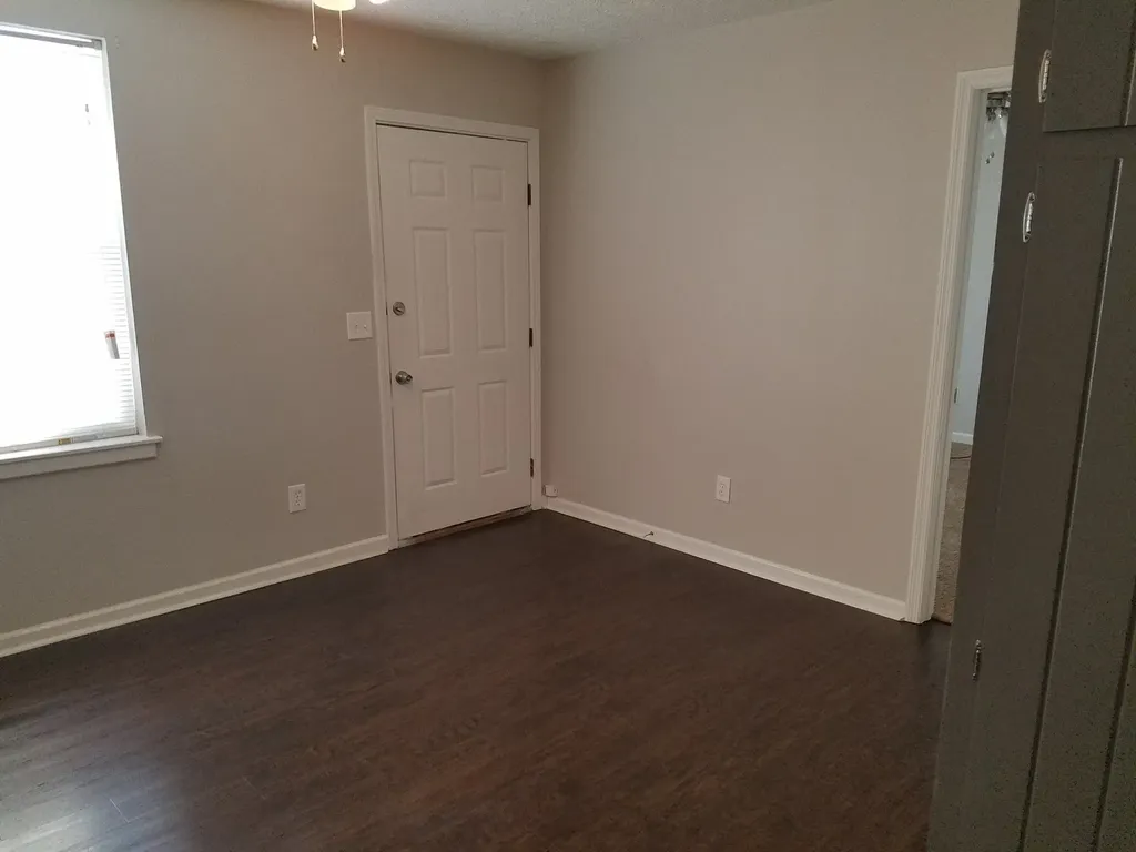 1421 Florence Madison TN 37115