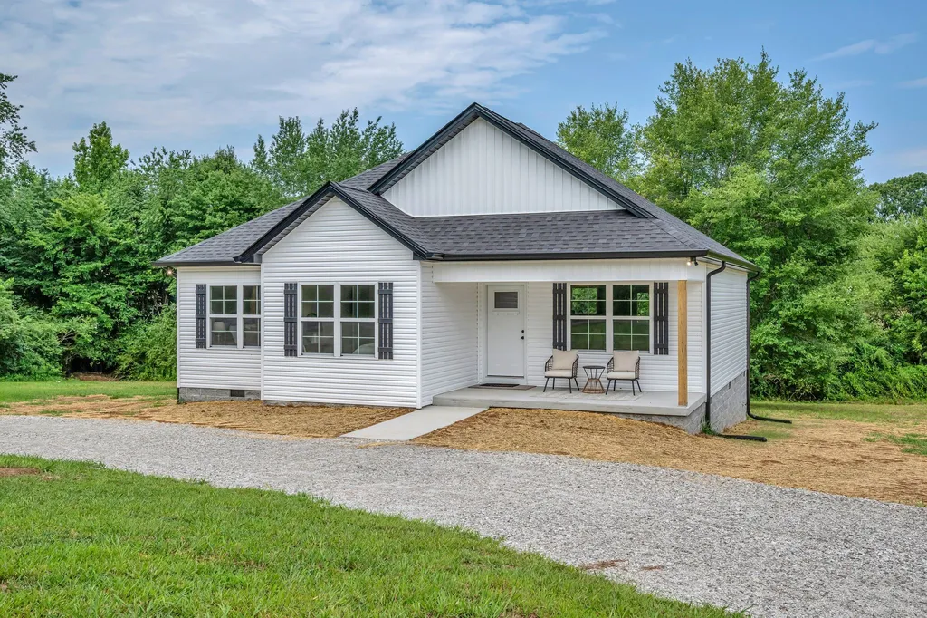 126 Old Garners Creek Road Dickson TN 37055