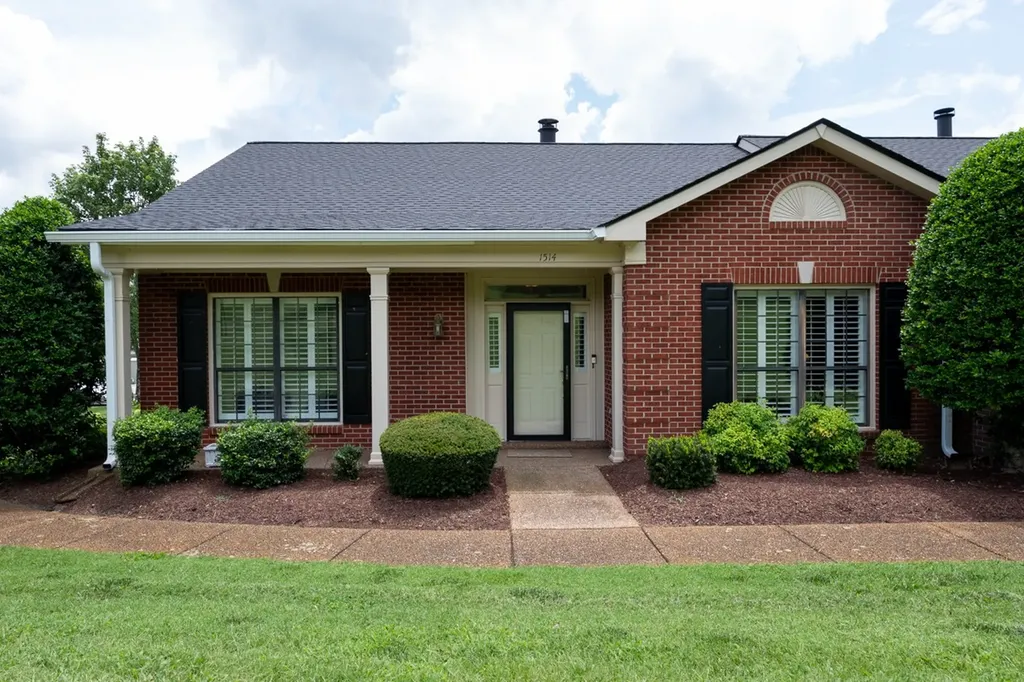 1514 Brentwood Pointe Franklin TN 37067
