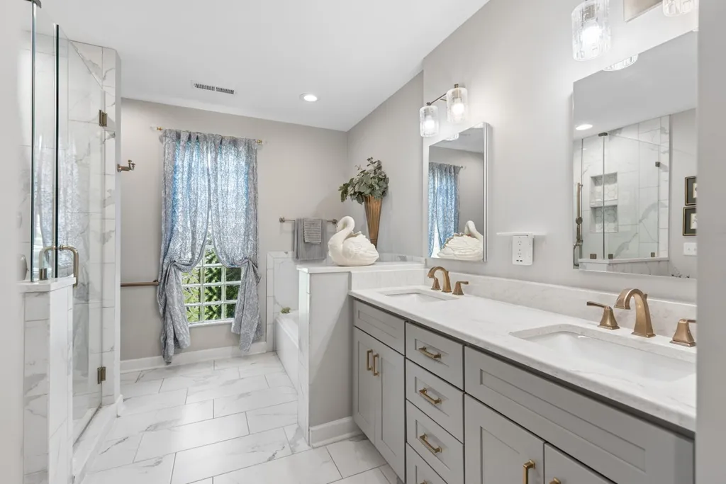 1514 Brentwood Pointe Franklin TN 37067
