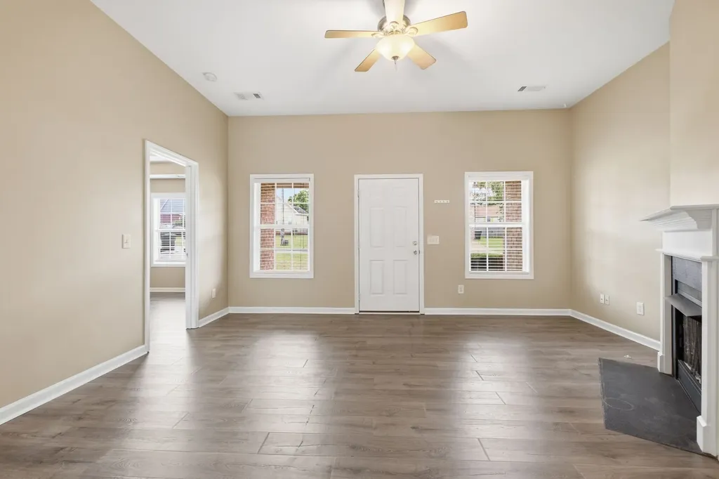 106 Cambridge Drive Gallatin TN 37066