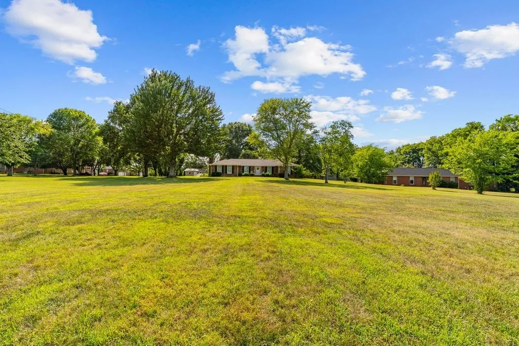 226 Maple Hill Road Lebanon TN 37087