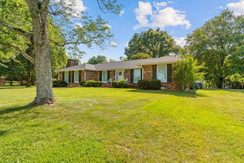 226 Maple Hill Road Lebanon TN 37087