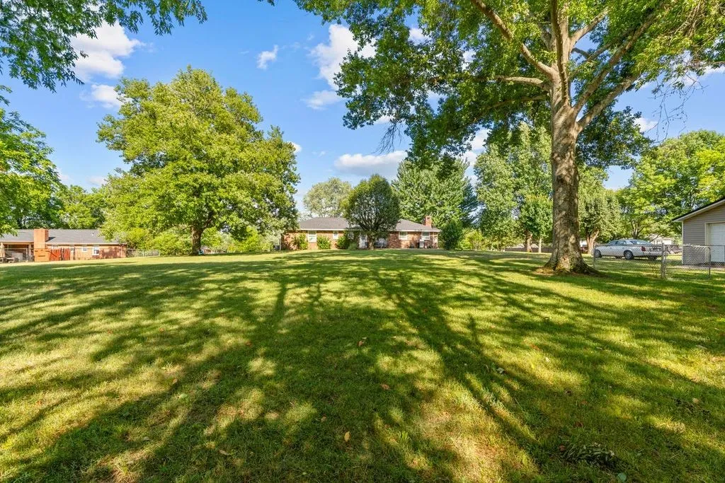 226 Maple Hill Road Lebanon TN 37087