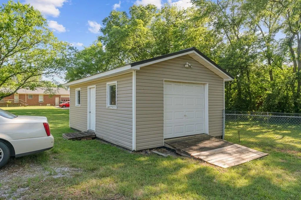226 Maple Hill Road Lebanon TN 37087
