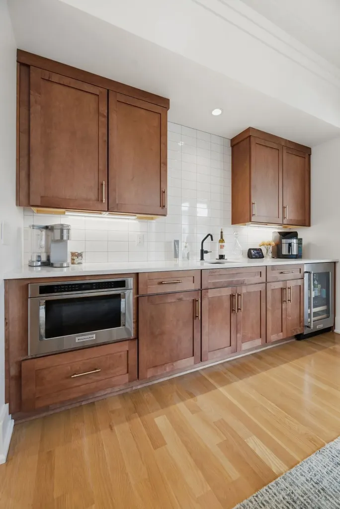 848 W Hillwood Drive Nashville TN 37205