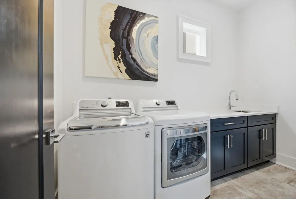 848 W Hillwood Drive Nashville TN 37205
