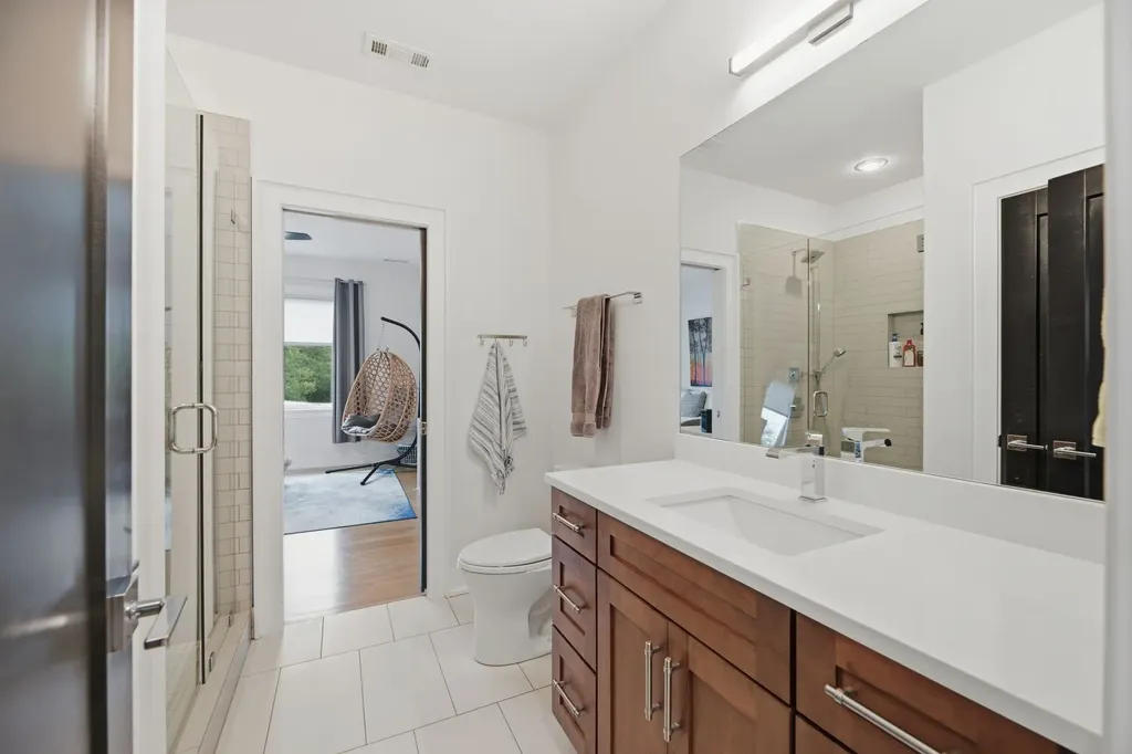 848 W Hillwood Drive Nashville TN 37205