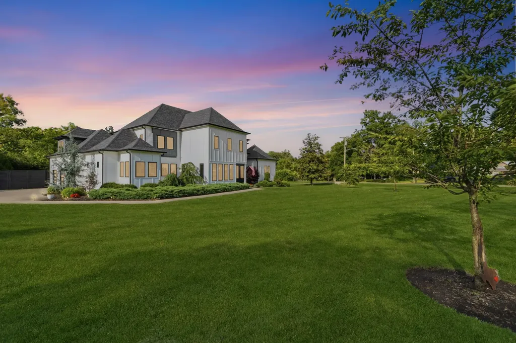 848 W Hillwood Drive Nashville TN 37205