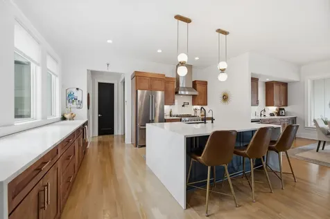 848 W Hillwood Drive Nashville TN 37205