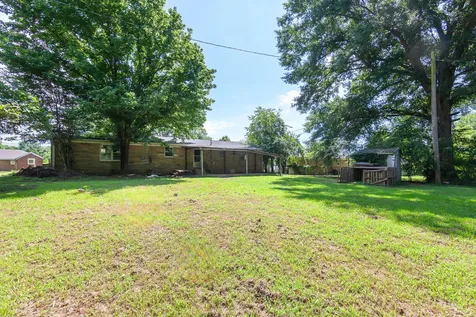 3100 Mitchell St, E Humboldt TN 38343