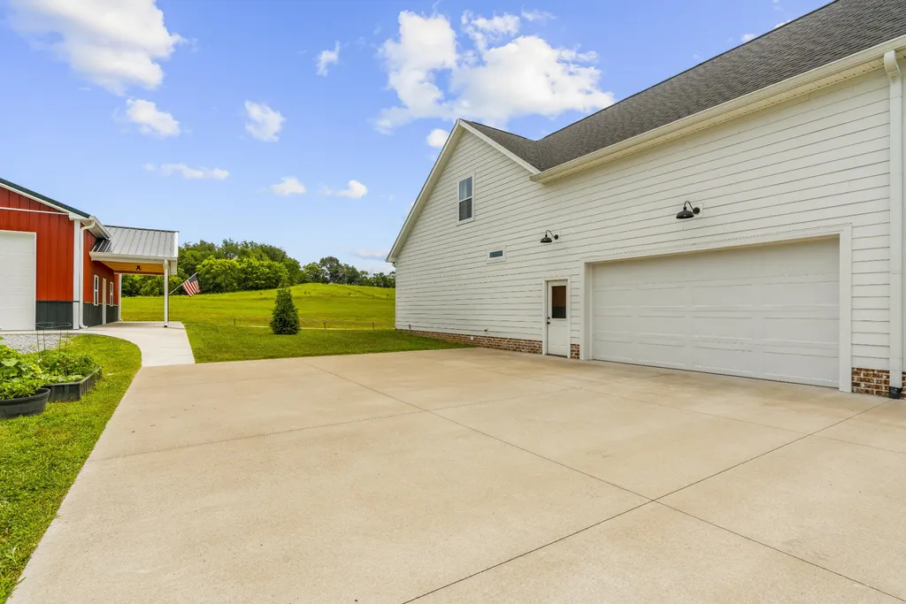 5675 Minnis Road Springfield TN 37172