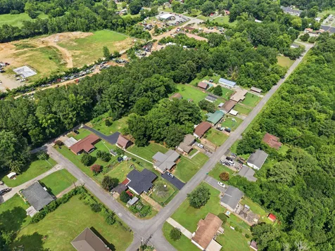 806 Nipper Drive Rossville GA 30741