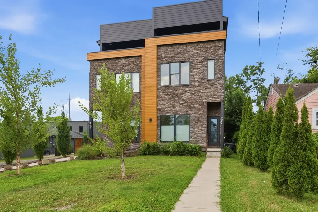607B Moore Avenue Nashville TN 37203