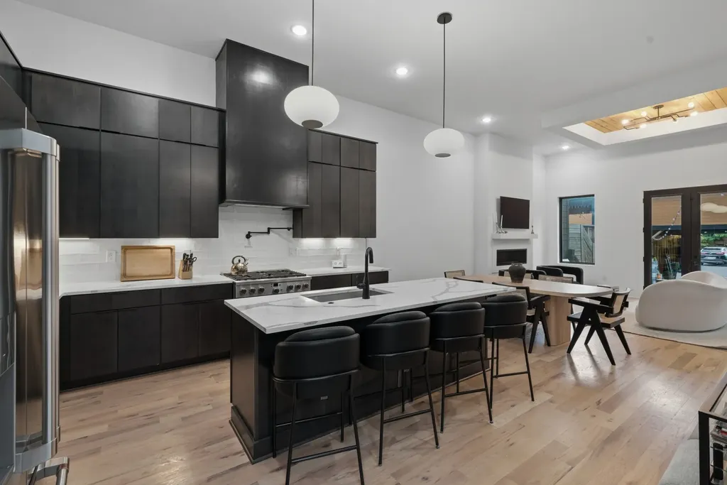 607B Moore Avenue Nashville TN 37203