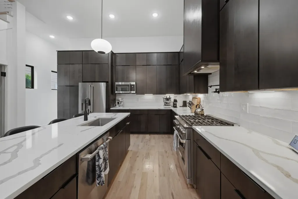 607B Moore Avenue Nashville TN 37203