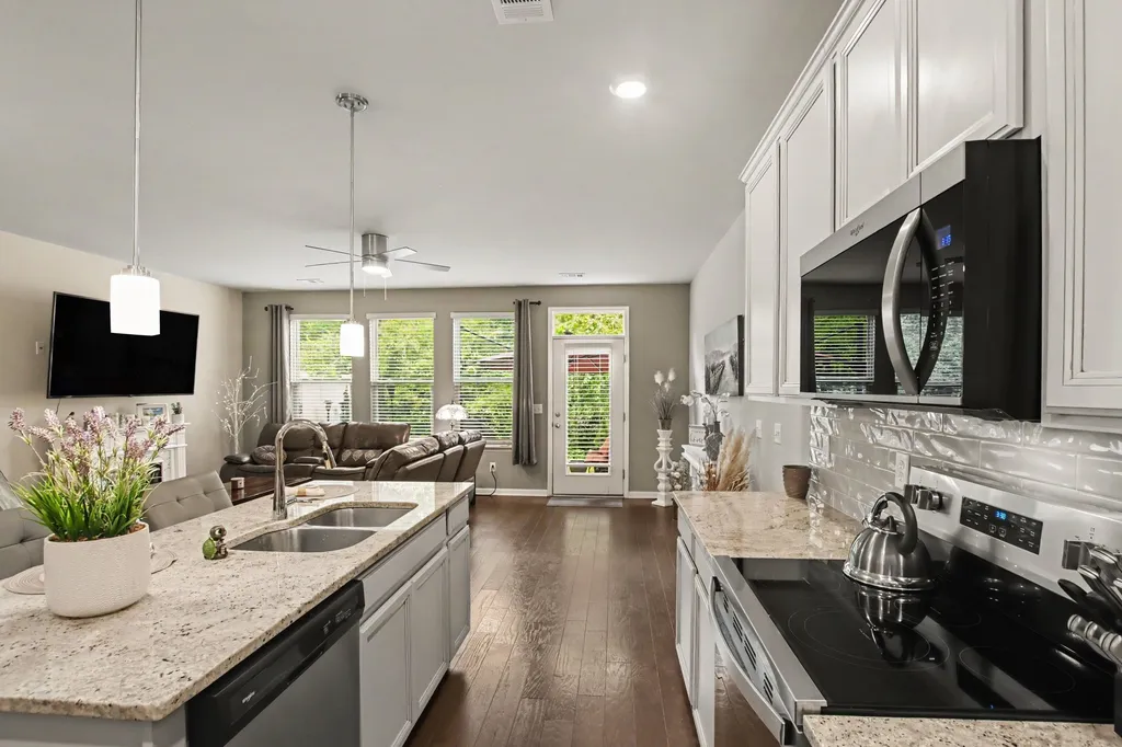 126 Bluestem Court Lebanon TN 37090
