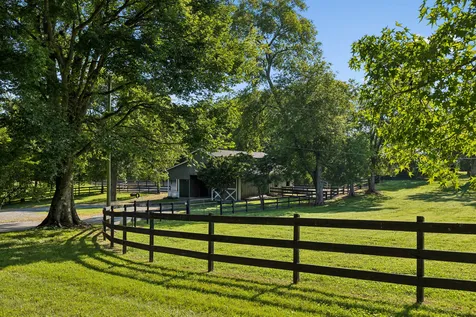3188 Hampshire Pike Mount Pleasant TN 38474