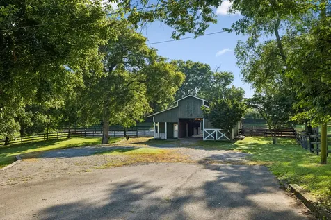 3188 Hampshire Pike Mount Pleasant TN 38474