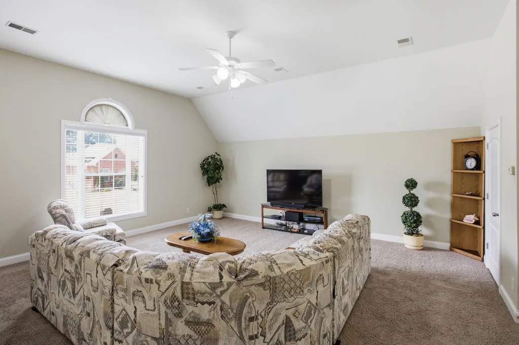 103 Lexington Drive Lebanon TN 37087