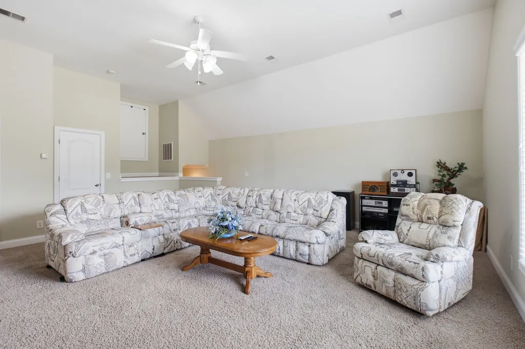 103 Lexington Drive Lebanon TN 37087