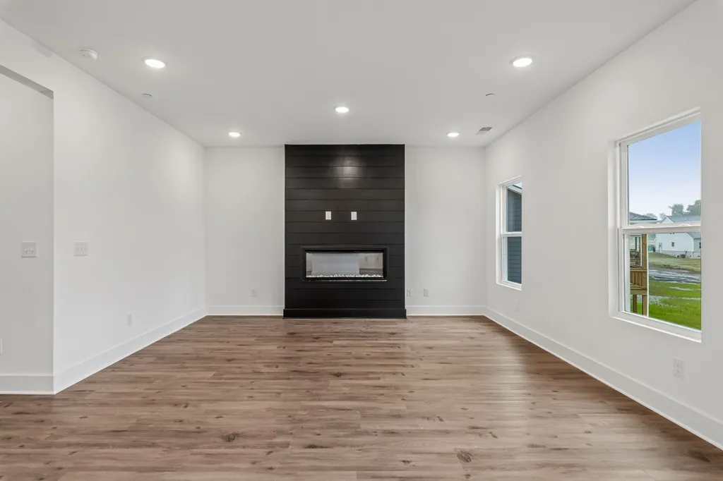 3201 Gravity Drive Columbia TN 38401