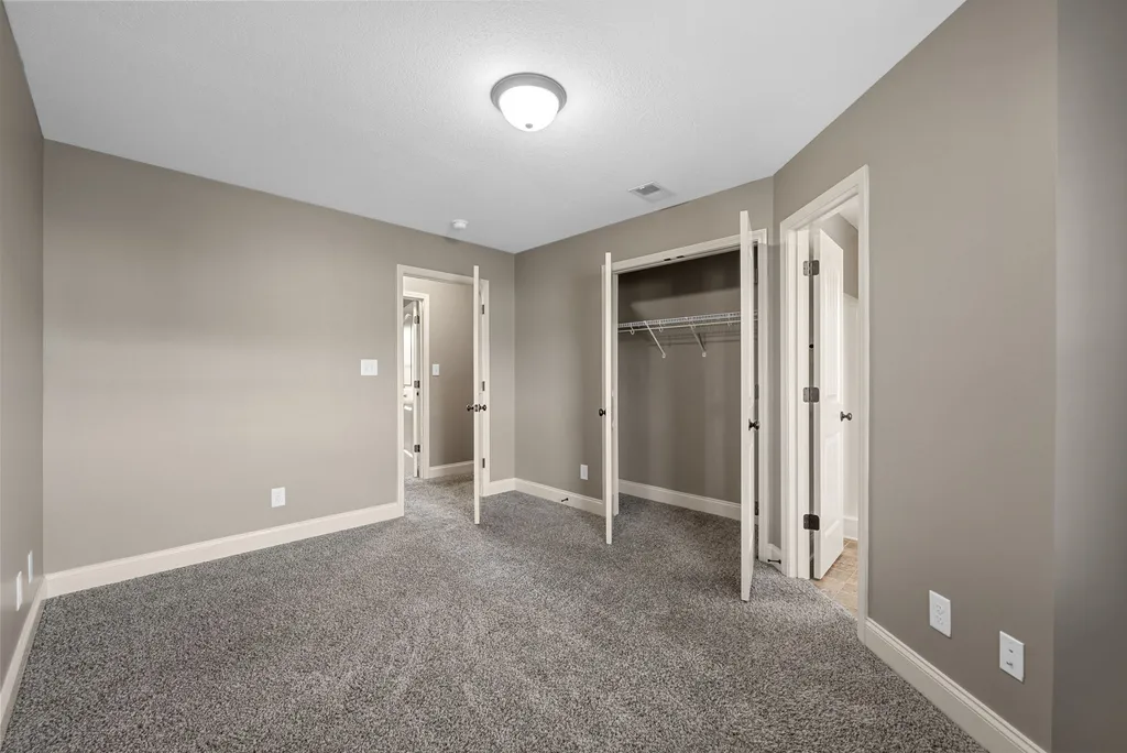 1772 Springwater Drive Clarksville TN 37042