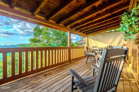 569 Forest Springs Drive Gatlinburg TN 37738