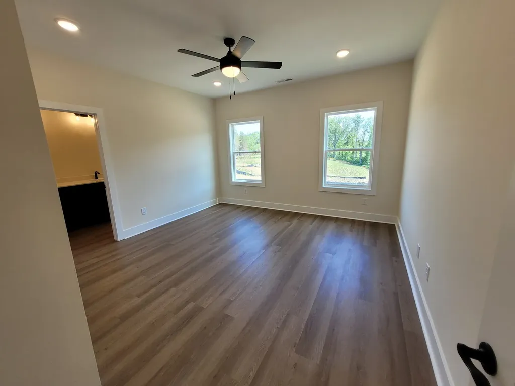 201 Sandalwood Way Dickson TN 37055
