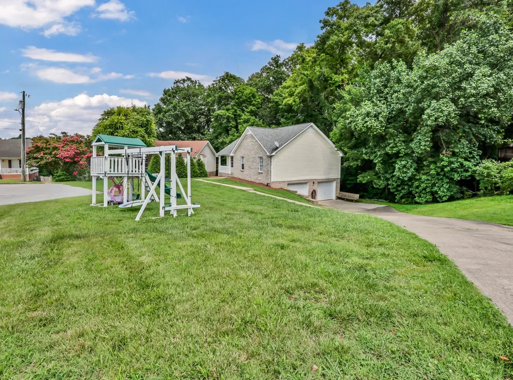931 Drum Lane Clarksville TN 37043