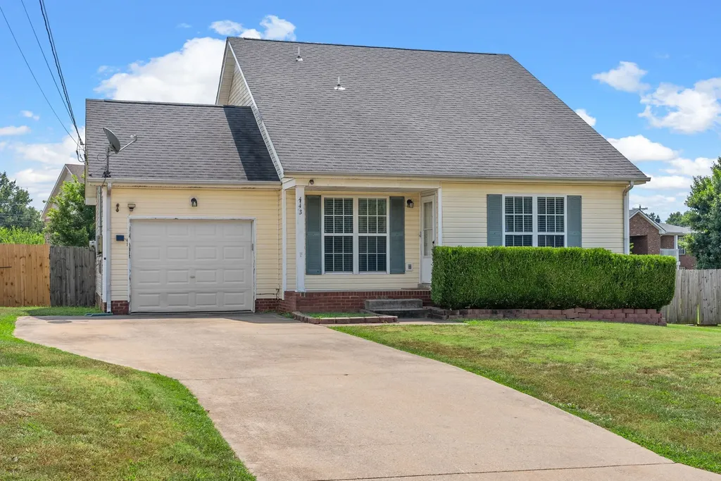 443 Cranklen Circle Clarksville TN 37042