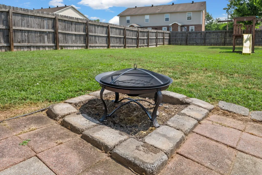 443 Cranklen Circle Clarksville TN 37042