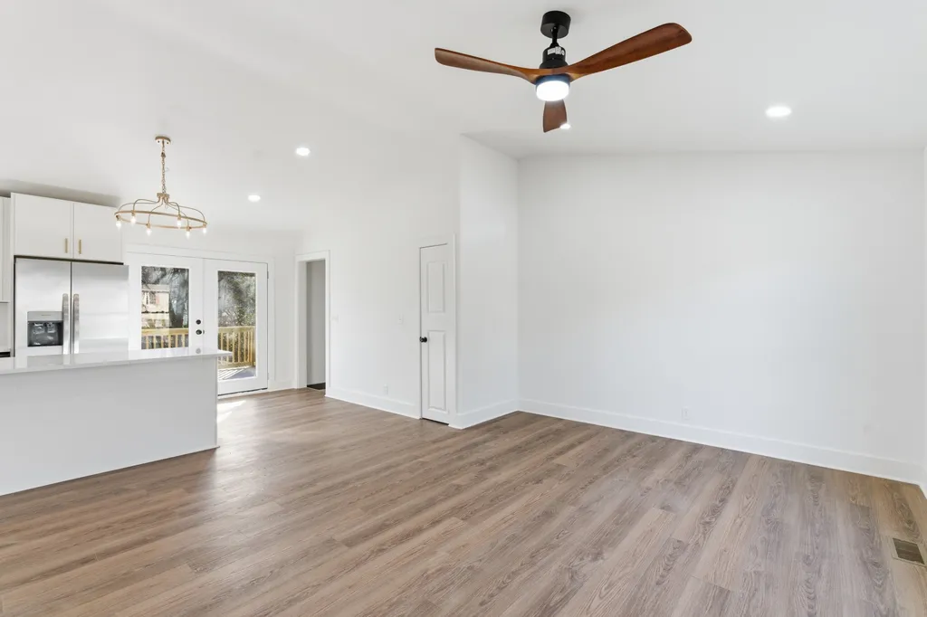 206 New Sawyer Brown Road Nashville TN 37221